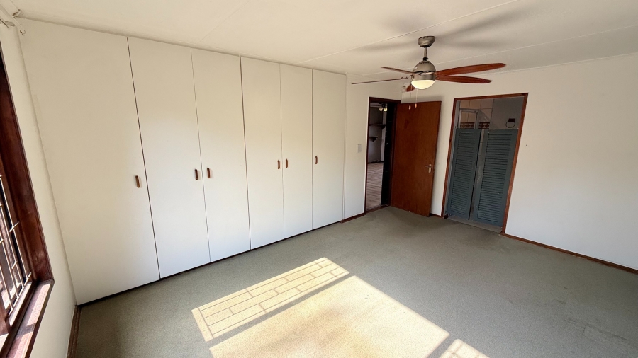 To Let 3 Bedroom Property for Rent in Hunters Home Western Cape